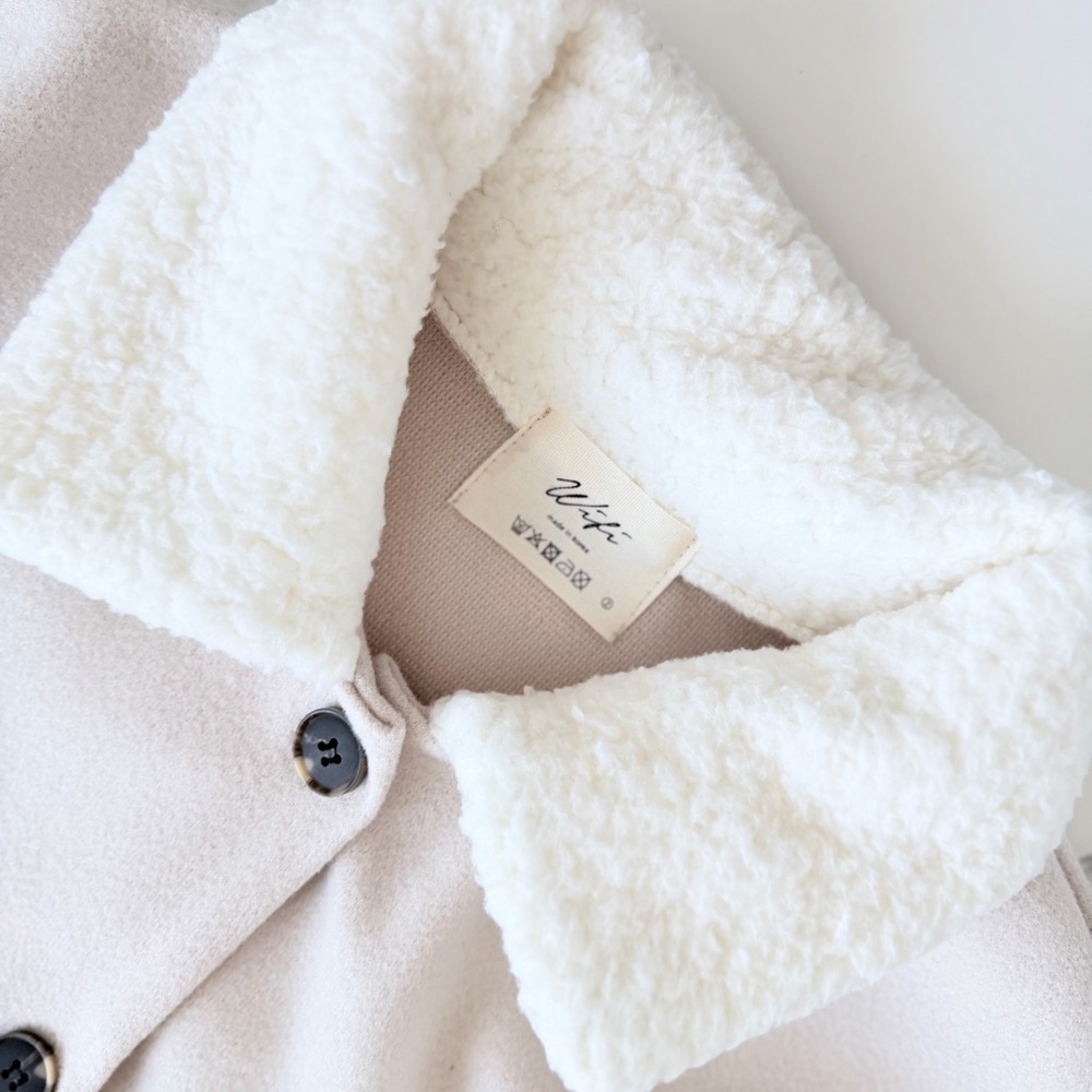 Beige Sherpa Trim Lightweight Korean Cozy Overshirt Jacket - Picture 4 of 12